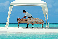 CRUCEROS FOUR SEASONS EXPLORER MALDIVAS MALDIVES CRUISES HONEYMOON CRUISES CRUCEROS VIAJES DE NOVIOS MALDIVAS LUNAS DE MIEL OFERTAS MALDIVAS GASTRONOMIA DE LUJO VIAJES DE NOVIOS